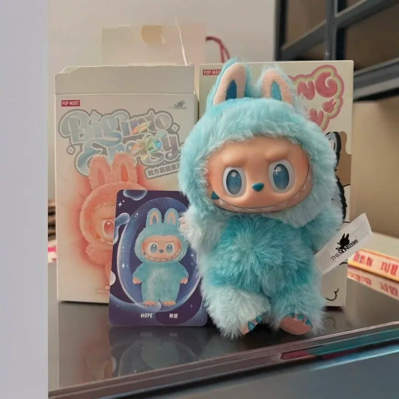 Labubu V3 Big Energy Keychain Doll